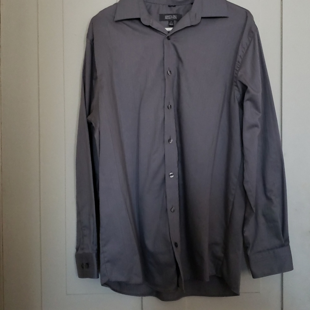 Kenneth Cole Reation Button Down